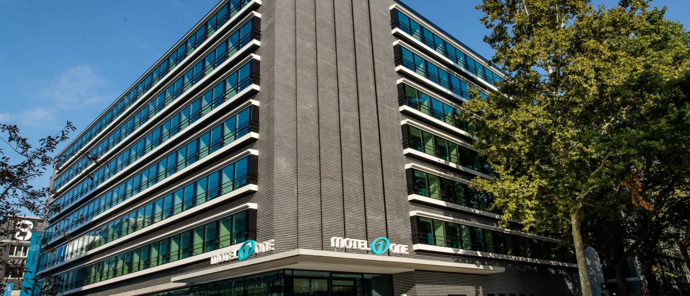 Aussenansicht, © Motel One - Stuttgart Hauptbahnhof