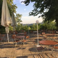 Biergarten mit Sonnenterrasse, © Pandoro