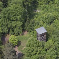 Aussichtsturm am Riesberg aus der Luft