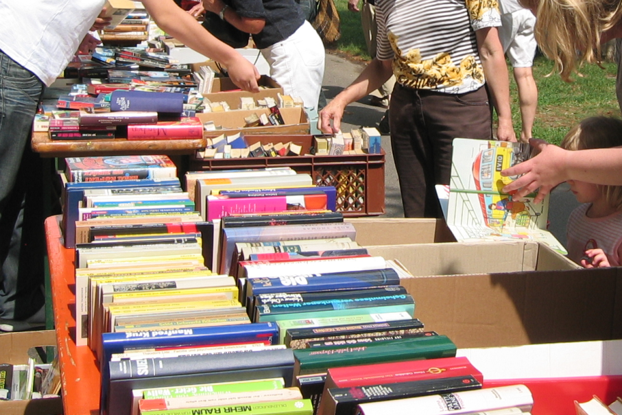 Bücherflohmarkt, © Stadtbücherei Esslingen