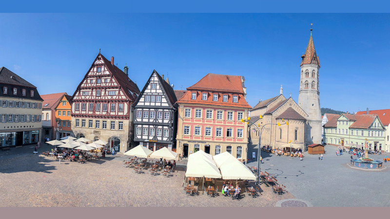 Marktplatz mit Rathaus und Johanniskirche, © Foto Thomas Zehnder Hostrup Fotografie