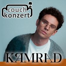 Couch Konzert mit Kamrad, © links im Bild