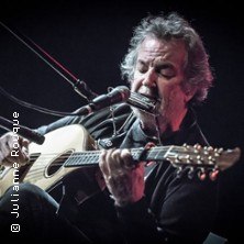 Andy Irvine, © links im Bild