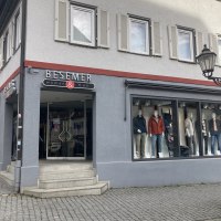 Außenansicht "Modehaus Besemer" in Nürtingen, © Lena Besemer