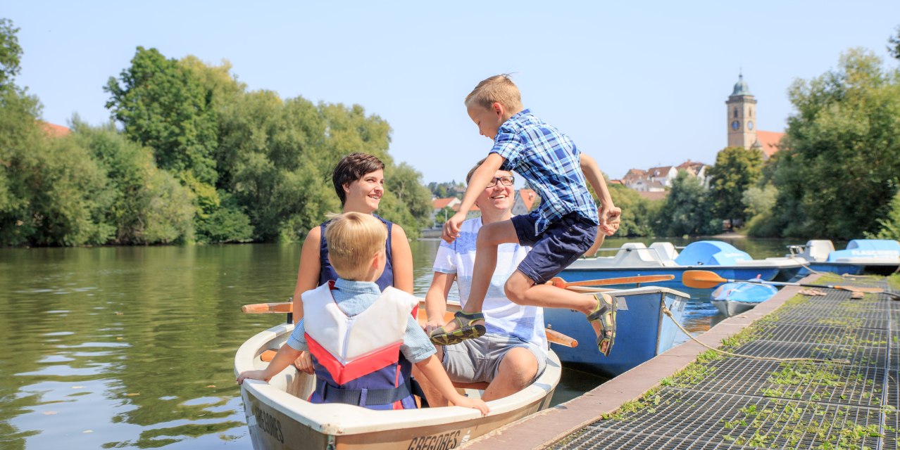 Boot fahren auf dem Neckar, © H. Bergmüller