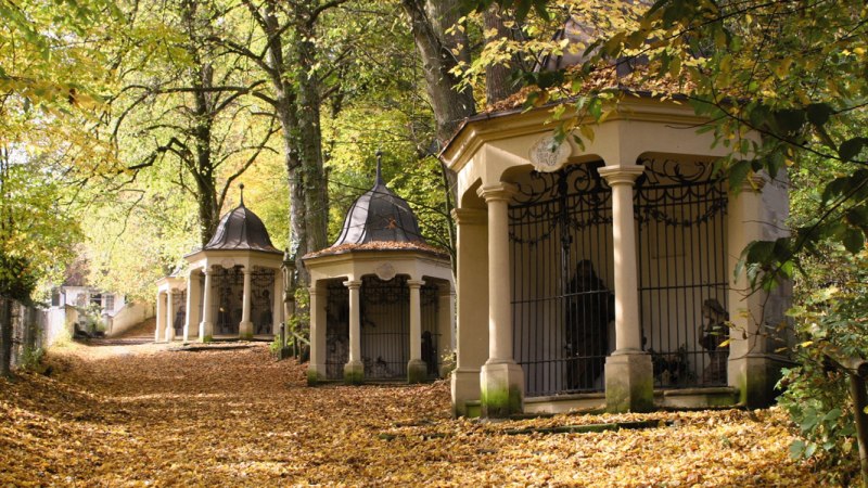 Genussreicher Aufstieg zur Felsenkapelle St. Salvator, © Touristik und Marketing GmbH Schwäbisch Gmünd