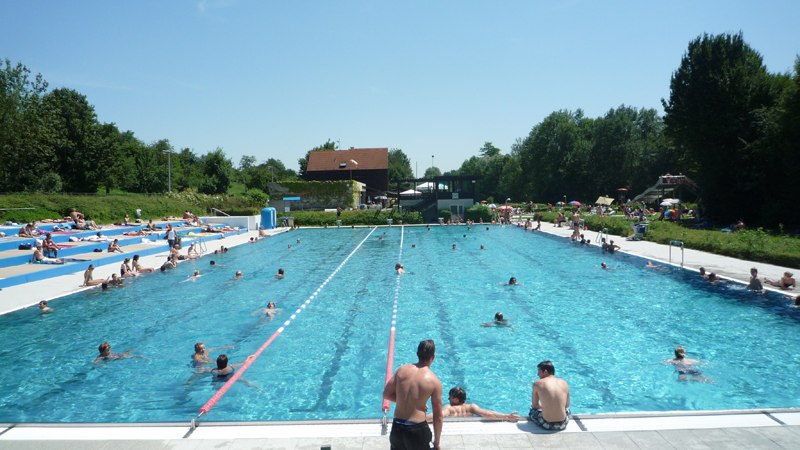 Das Denkendorfer Freibad - Schwimmer, © Denkendorf