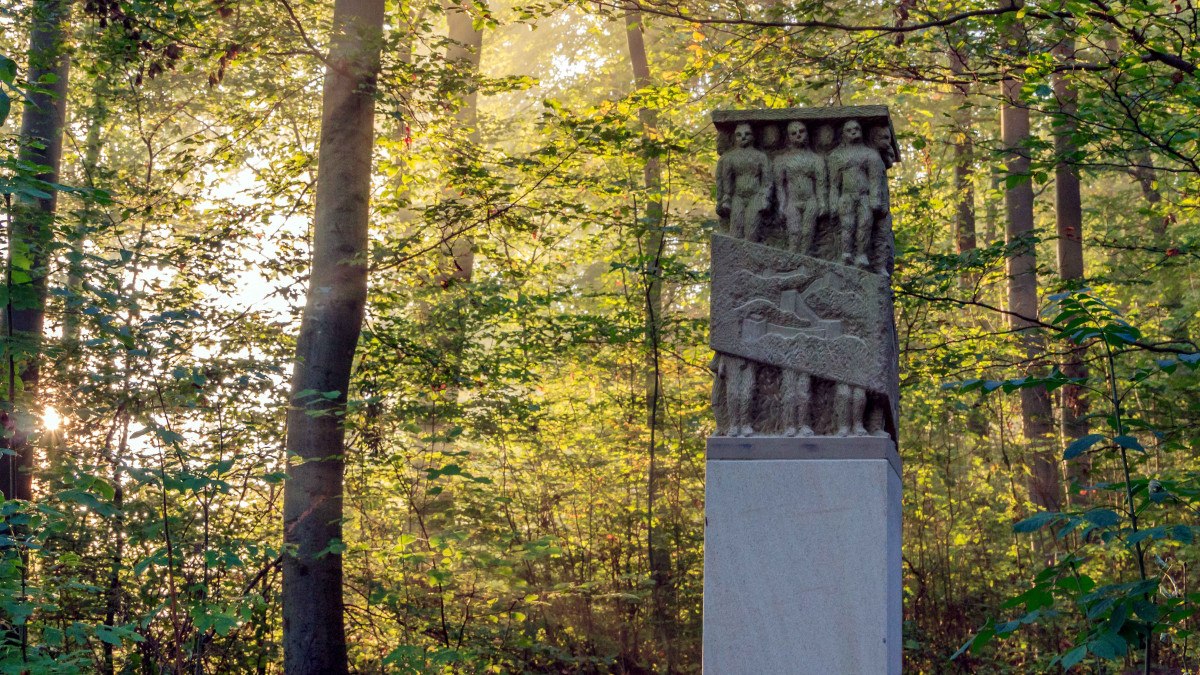 Skulptur auf dem Weg zur Mitte von Baden-Württembeg, © Schwäbischer Albverein, Ortsgruppe Böblingen