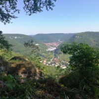 Vom Schorrenfels hat man einen tollen Blick auf Bad Urach, © Bad Urach Tourismus