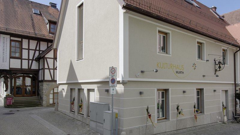 Kulturhaus Würth mit Bibliothek Frau Holle, © Würth / Schambeck