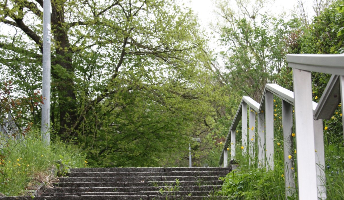 Steile Staffeln führen bergauf zum Hardt, © Touristik und Marketing GmbH Schwäbisch Gmünd